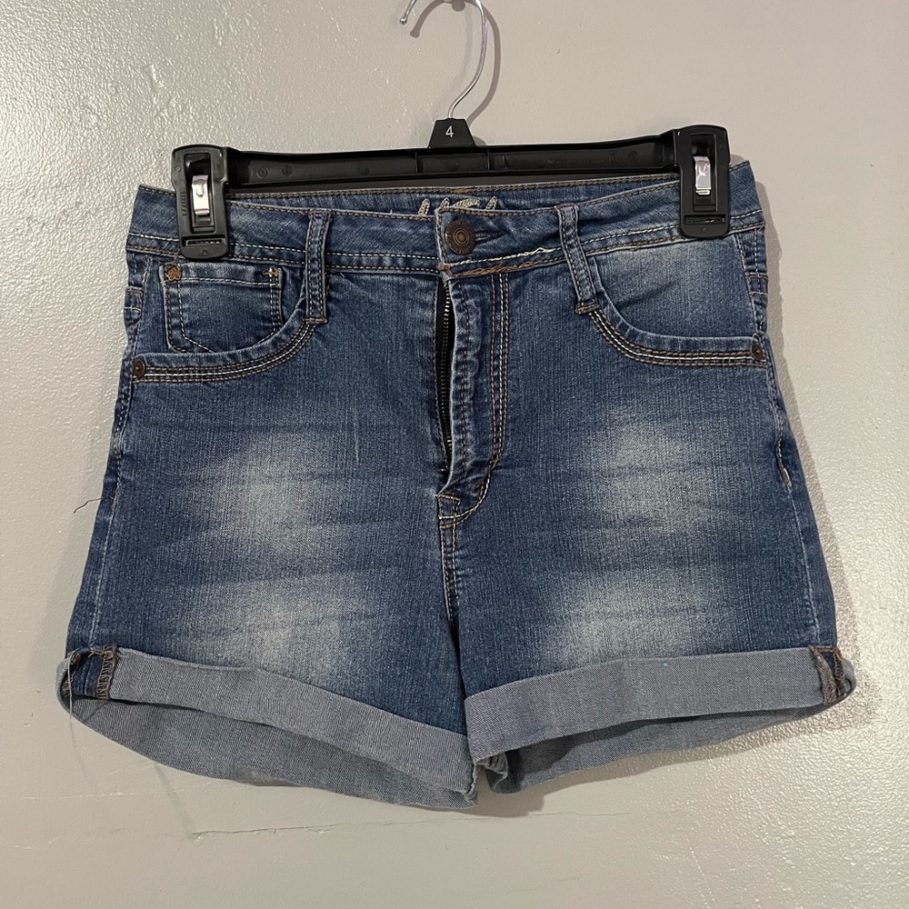 wallflower shorts